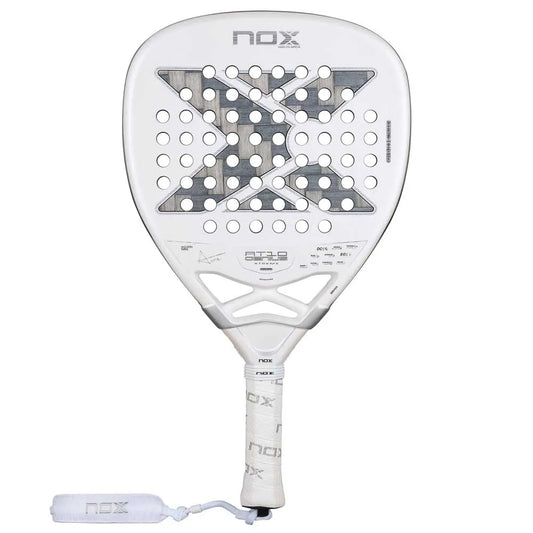 Raquete de Padel NOX AT10 Genius Attack 12K Alum Xtrem de Agustín Tapia (2026)